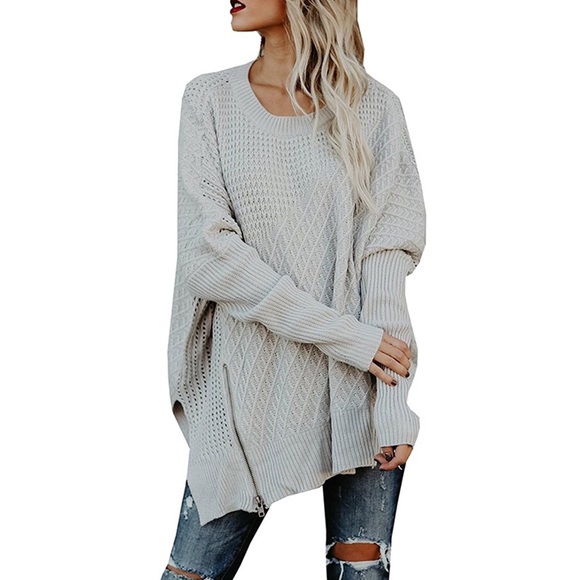 ✿NWT Oversized Batwing Pullover Sweater✿ - Picture 2 of 4